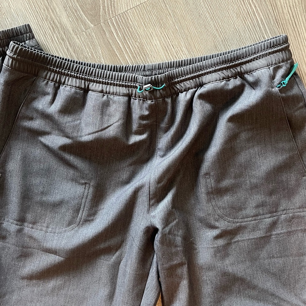 Figs joggers (retired style)